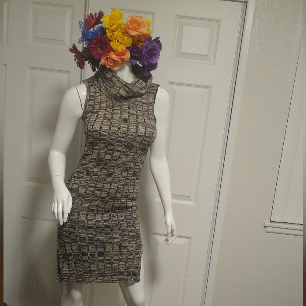 Derek Heart Beige Black M Sleeveless Dress NWT